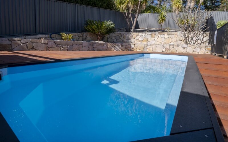 Little Pools Relax small above ground pool installation Ice Blue Colour 1