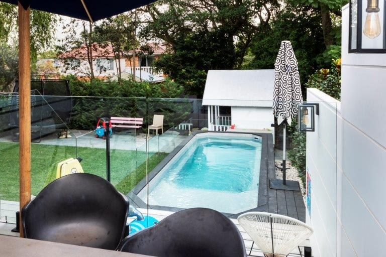 Relax above ground plunge pool installation with wooden deck 4