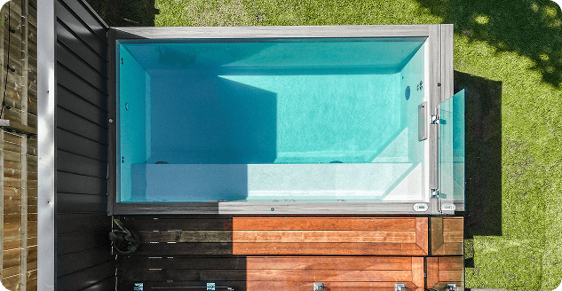 More information on our plunge pools Plunge 4 Marble ON Dpy Hen web (4) 1