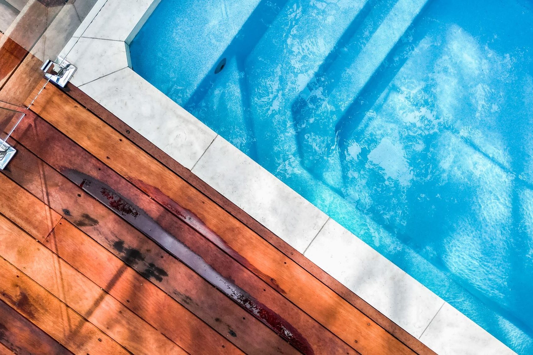 Relax 5 plunge pool Ice Blue colour