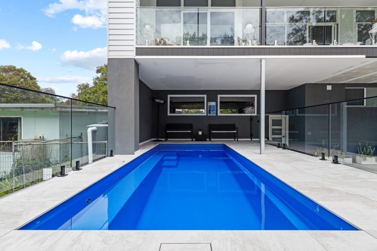 Little Pools Play 6 Max Installation 08