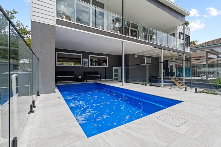 Little Pools Play 6 Max Installation 09