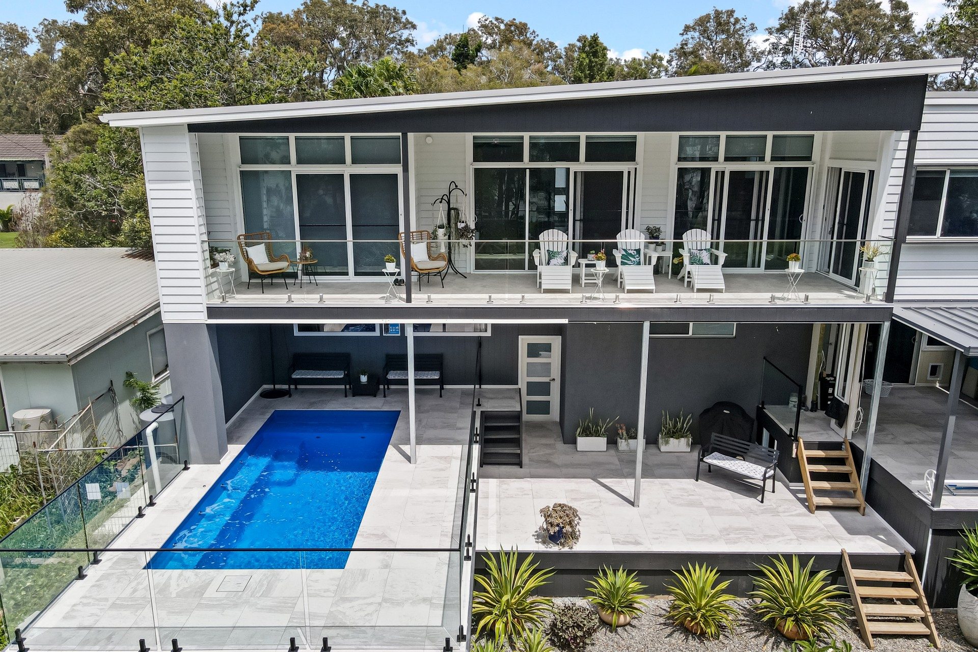 Little Pool Play 6 Max Fiberglass Plunge Pool Installation